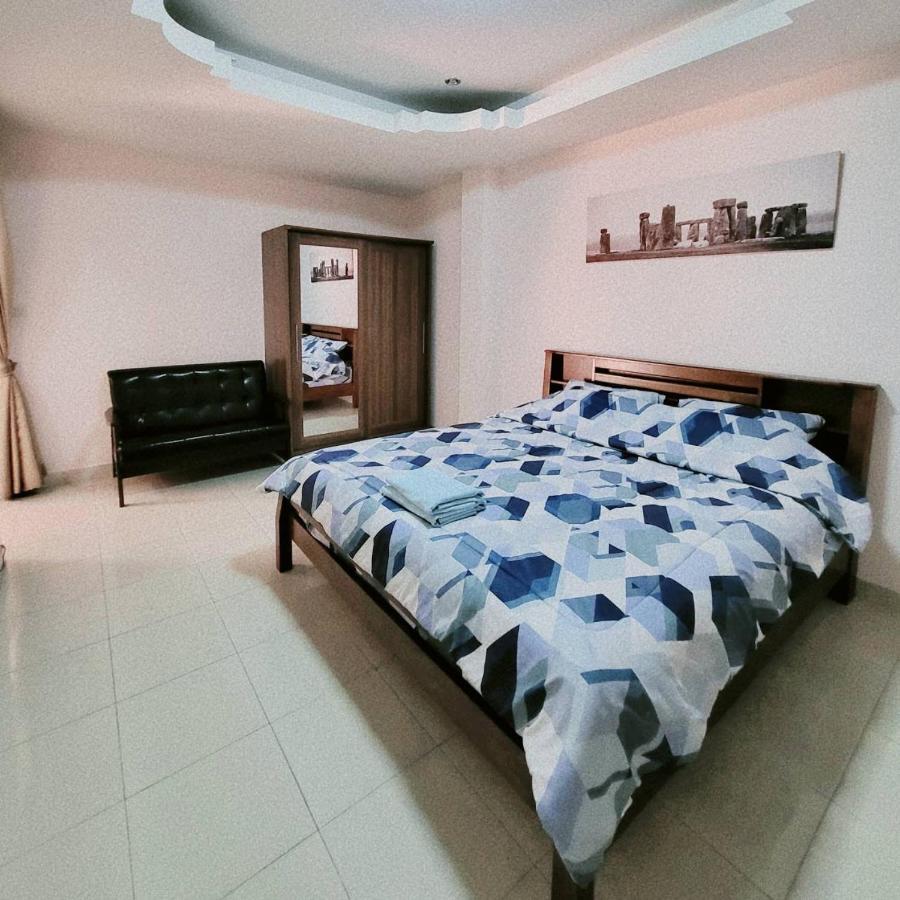 Marin House Pattaya Exterior foto