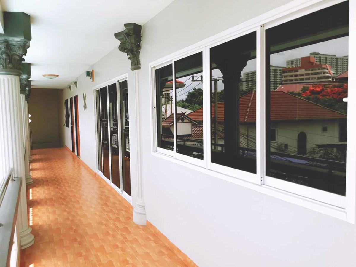 Marin House Pattaya Exterior foto