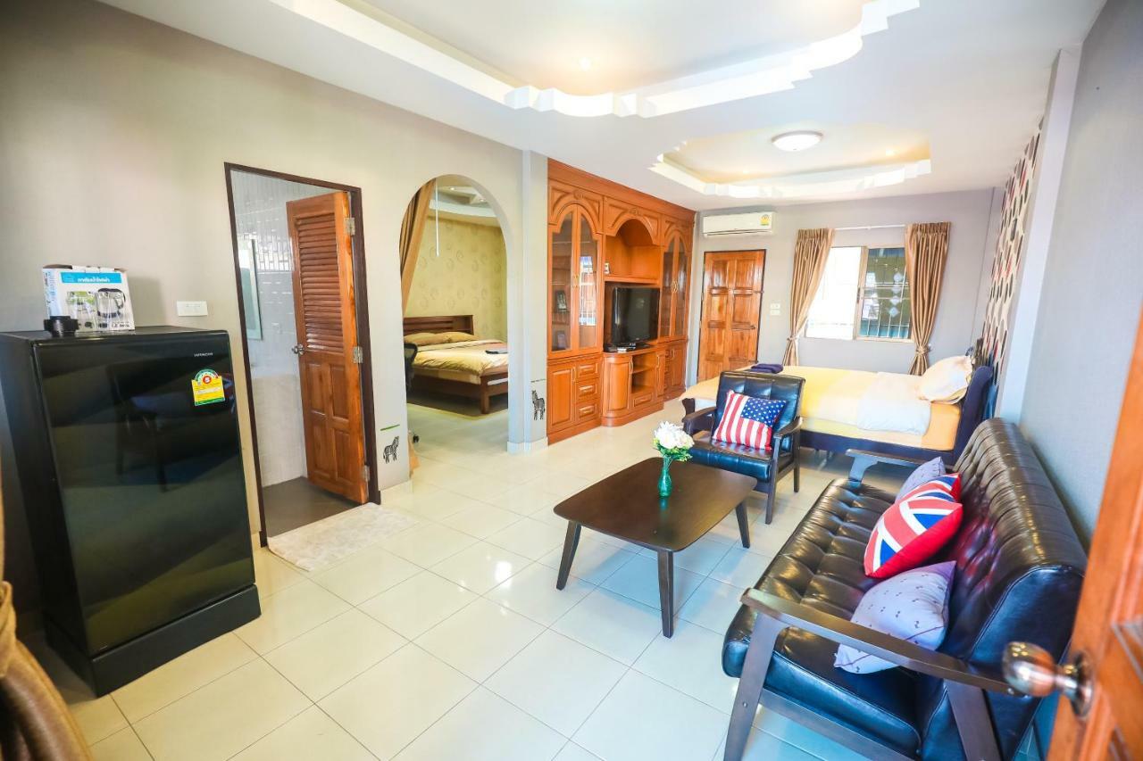 Marin House Pattaya Exterior foto